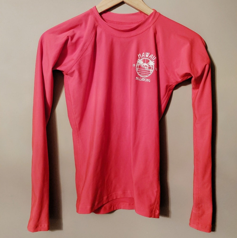 Pink Billabong Sun shirt.